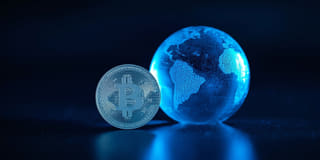 Criptomoedas integradas ao sistema financeiro convencional global